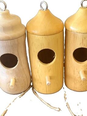Natural Wooden Hanging Bird Nest Box - Light Tan